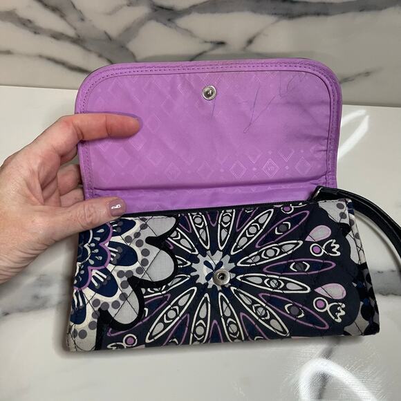 Vera Bradley Black Blue Purple Mimosa Medallion Print Clutch Wallet - Picture 2 of 6